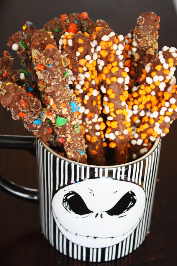 Halloween Pretzel Rods Jeannie�s Tried and True Recipes