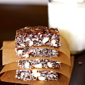 These Dark Chocolate Pretzel Granola Bars make a great afternoon snack.