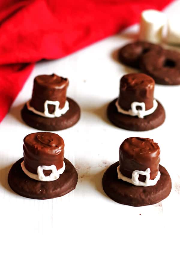 Pilgrim Hat cookies on a white table