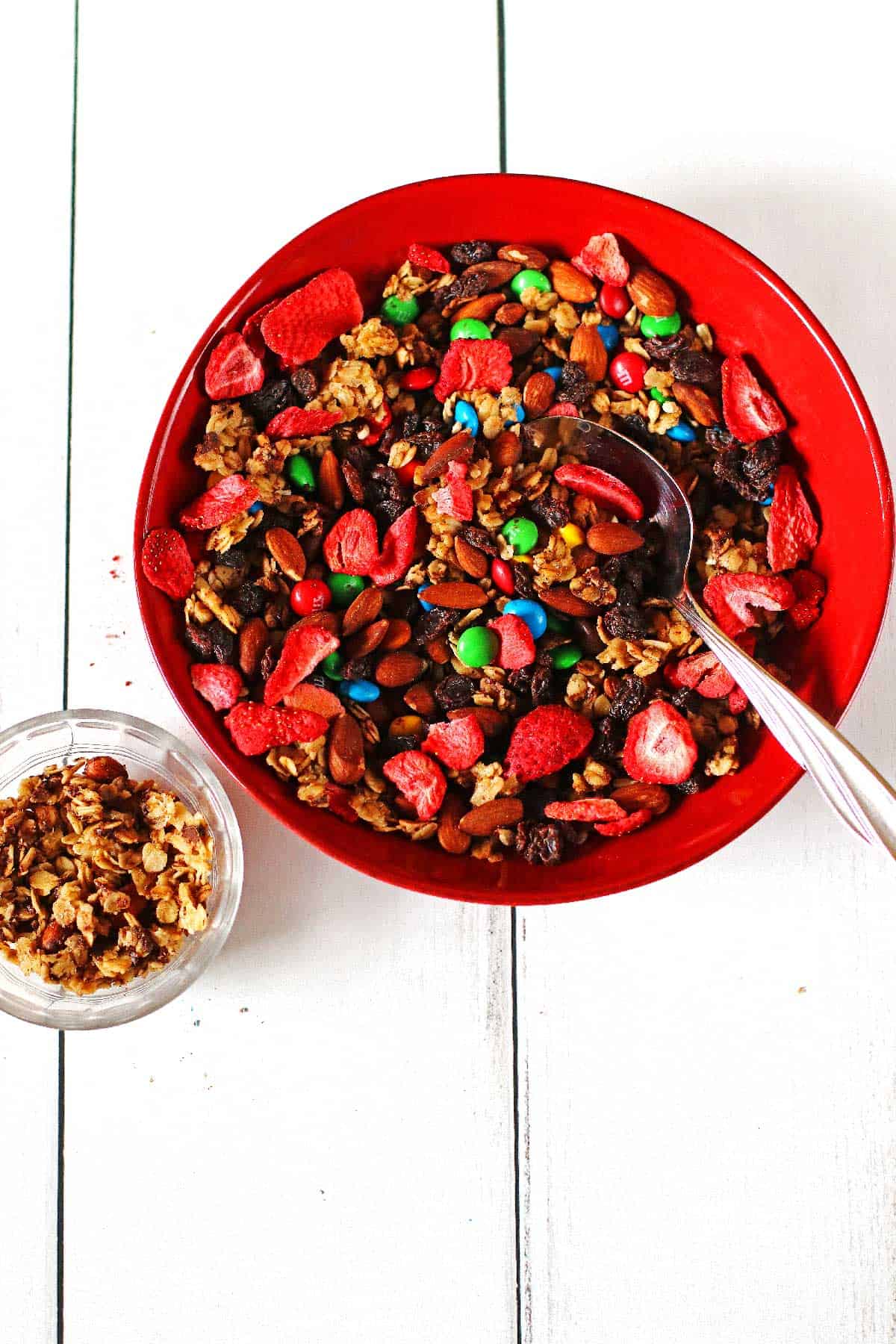 Granola Trail Mix Recipe: How to Make It